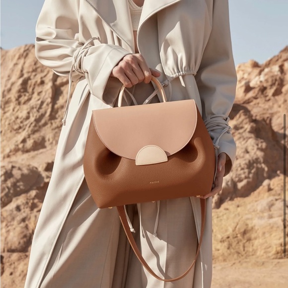 Polène’s first design, the “Numéro Un”, classic camel color - Picture 2 of 9